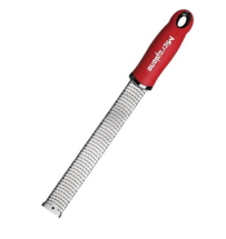 MICROPLANE PREMIUM GRATER AND ZESTER RED