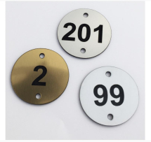 ENGRAVED TABLE DISC SILVER 38MM SELF ADHESIVE