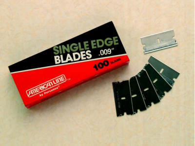 POCKET SIZED SCRAPER BLADES